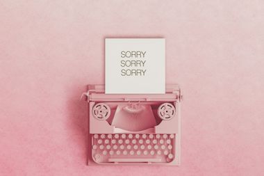 Sorry message on a typewriter