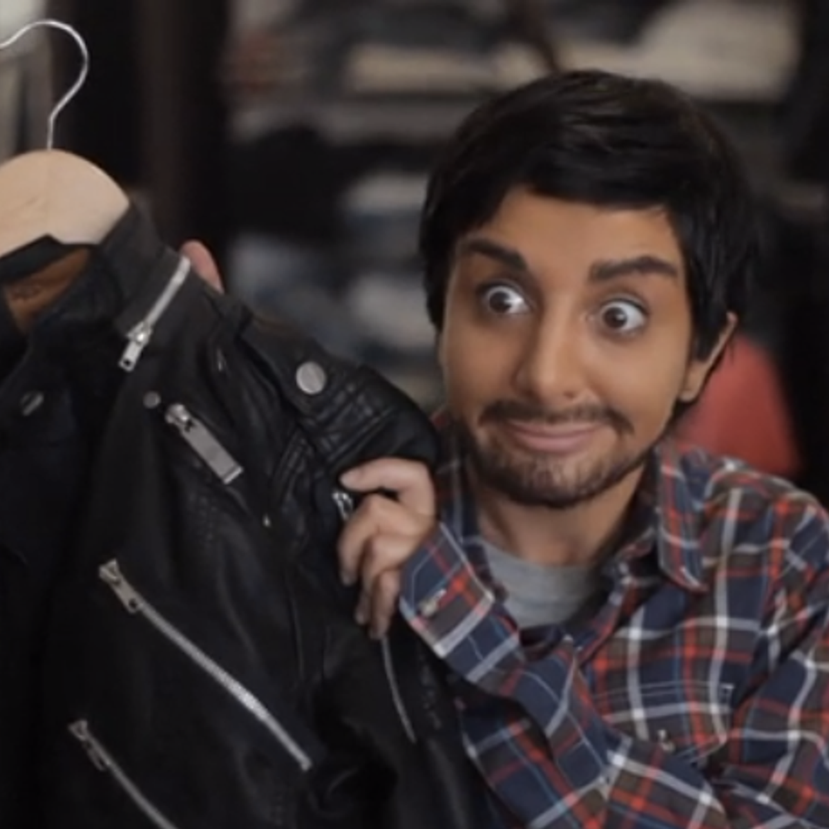 Watch A Never Before Seen Snl Sketch Starring Nasim Pedrad As Aziz Ansari Salon Com