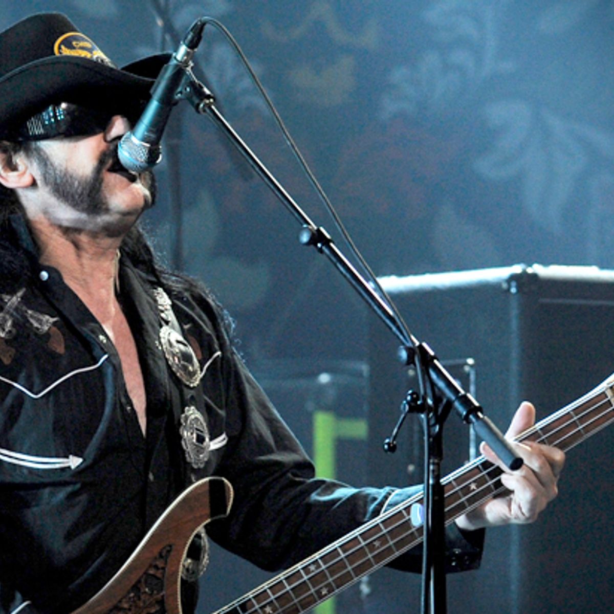 Lemmy Kilmister Lived The Ultimate 70 Years Of Sex Drugs And Rock And Roll Salon Com