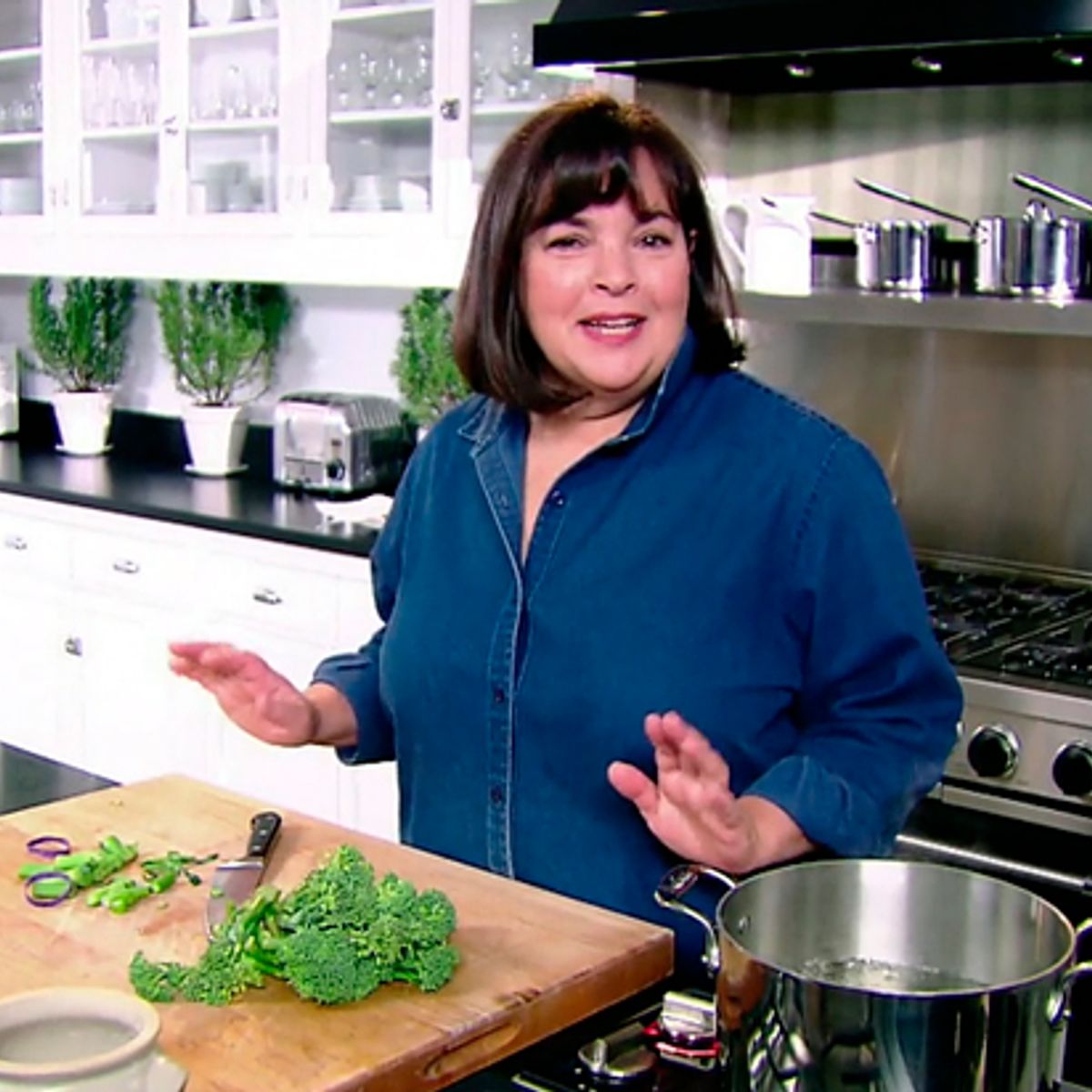 Stand And Stir No More Food Network Hosts Are Mastering The Art Of The Short Form Cooking Tutorial Salon Com
