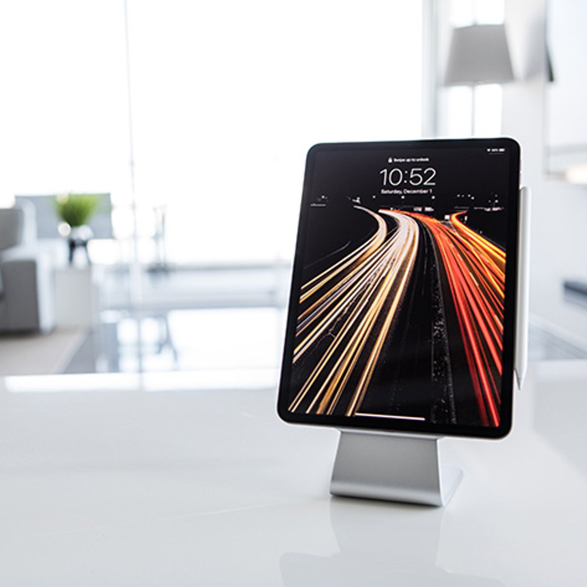 View Your Tablet Hands Free With This Stand Salon Com