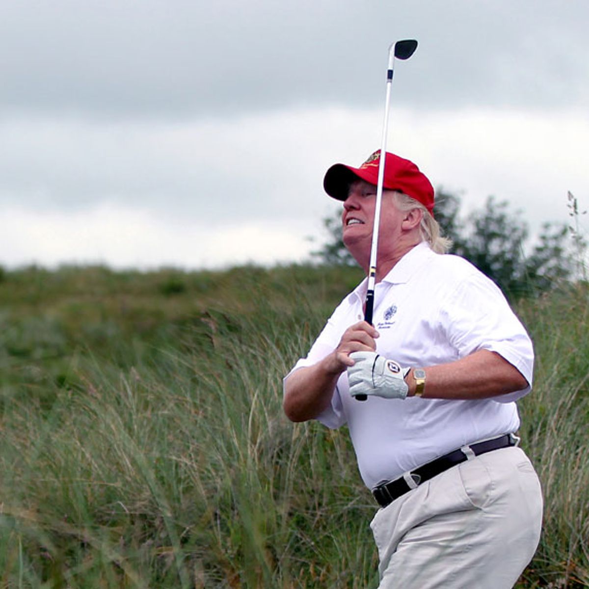 Republican group attacks president for golfing during coronavirus ...