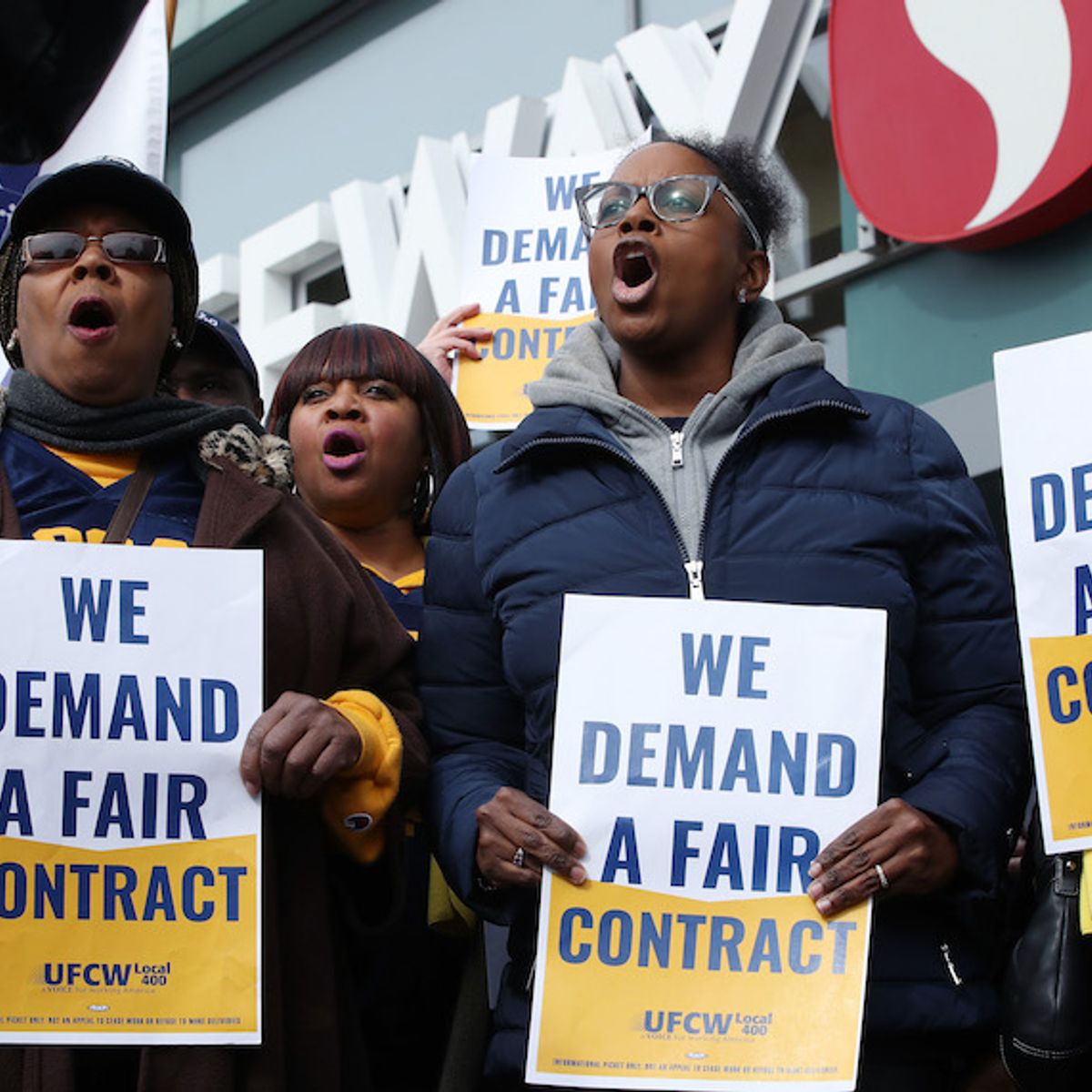 The Next Grocery Strike Is Knocking On Safeway And Giant S Door Salon Com