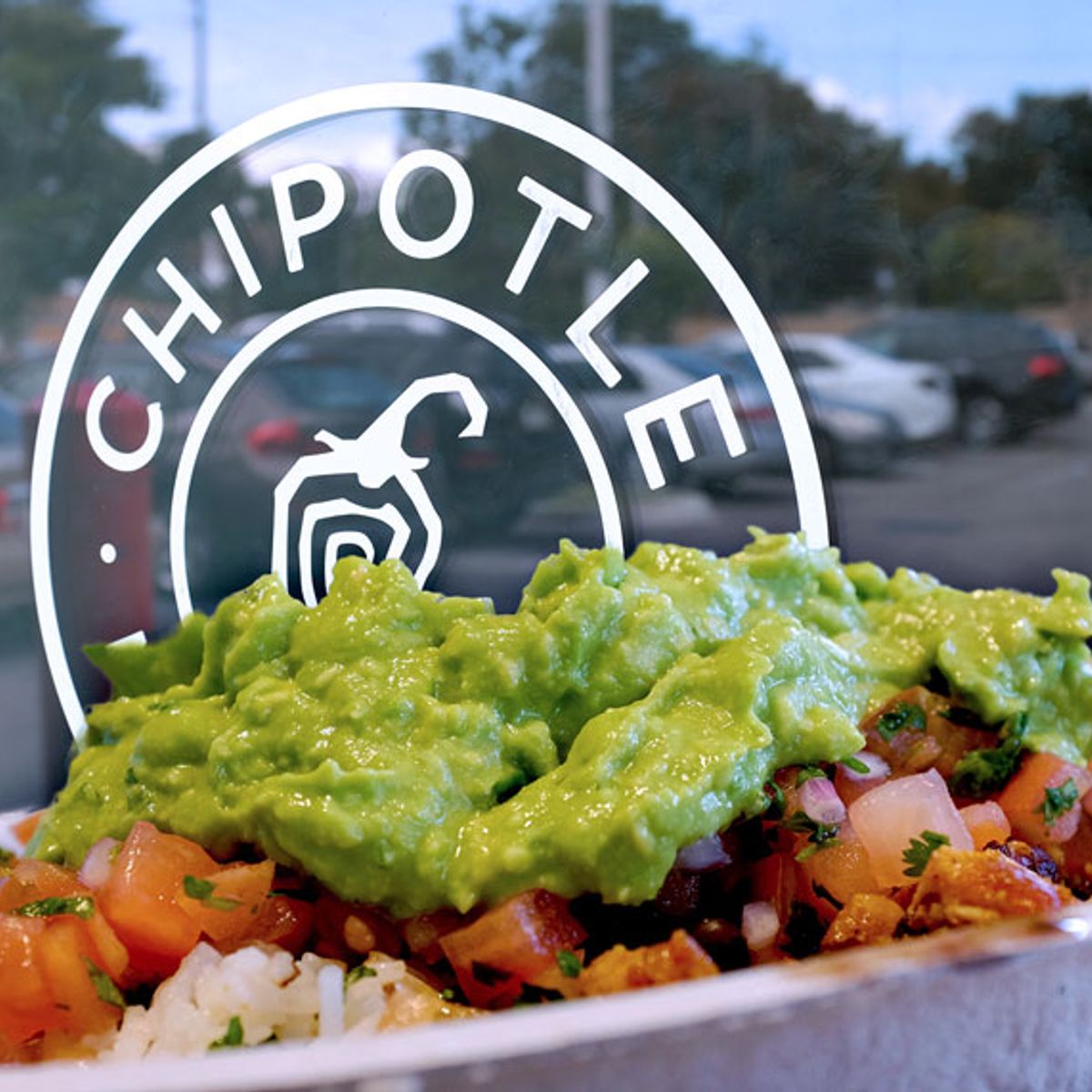 Chipotle Shared Its Recipe For Guacamole So You Can Make It