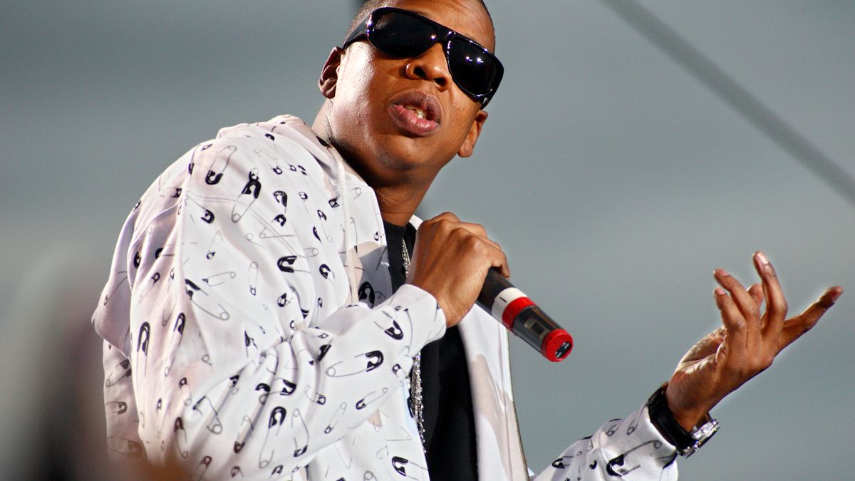 Jay-Z Bashes Agents Who Criticize His Ability To Represent Athletes