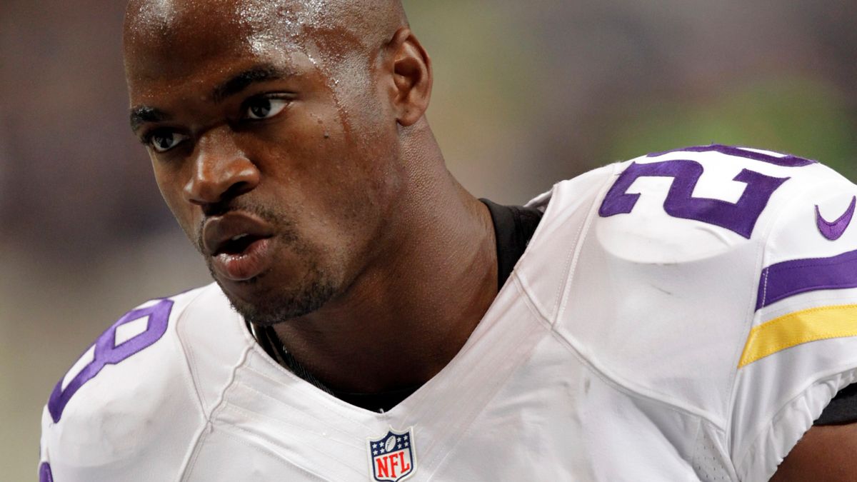 Adrian Peterson jerseys plentiful in Vikings' crowd Sunday – Twin