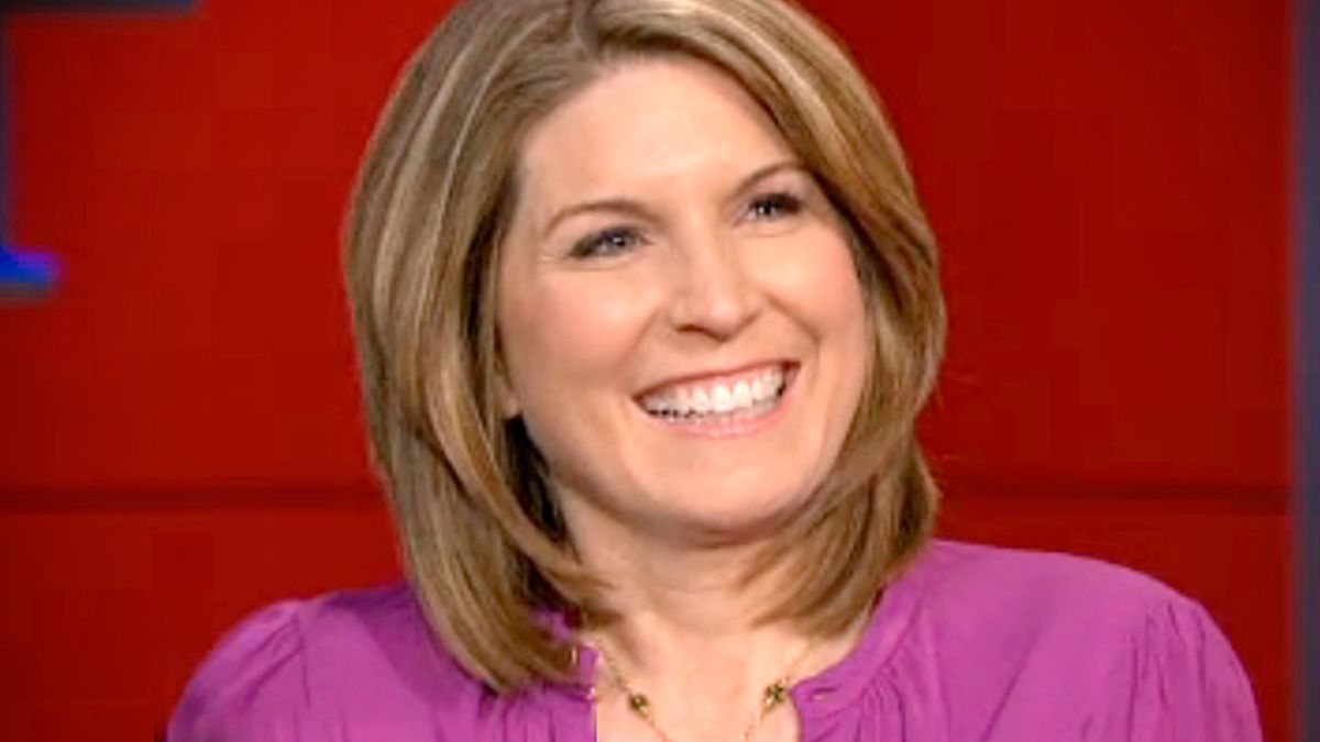 Aggregate 65+ nicolle wallace's blue necklace - POPPY