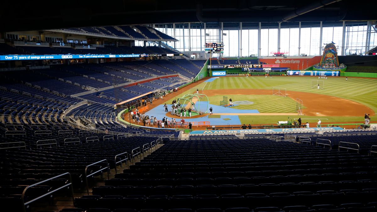 Jeb Bush and Derek Jeter teaming up in pursuit of Miami Marlins