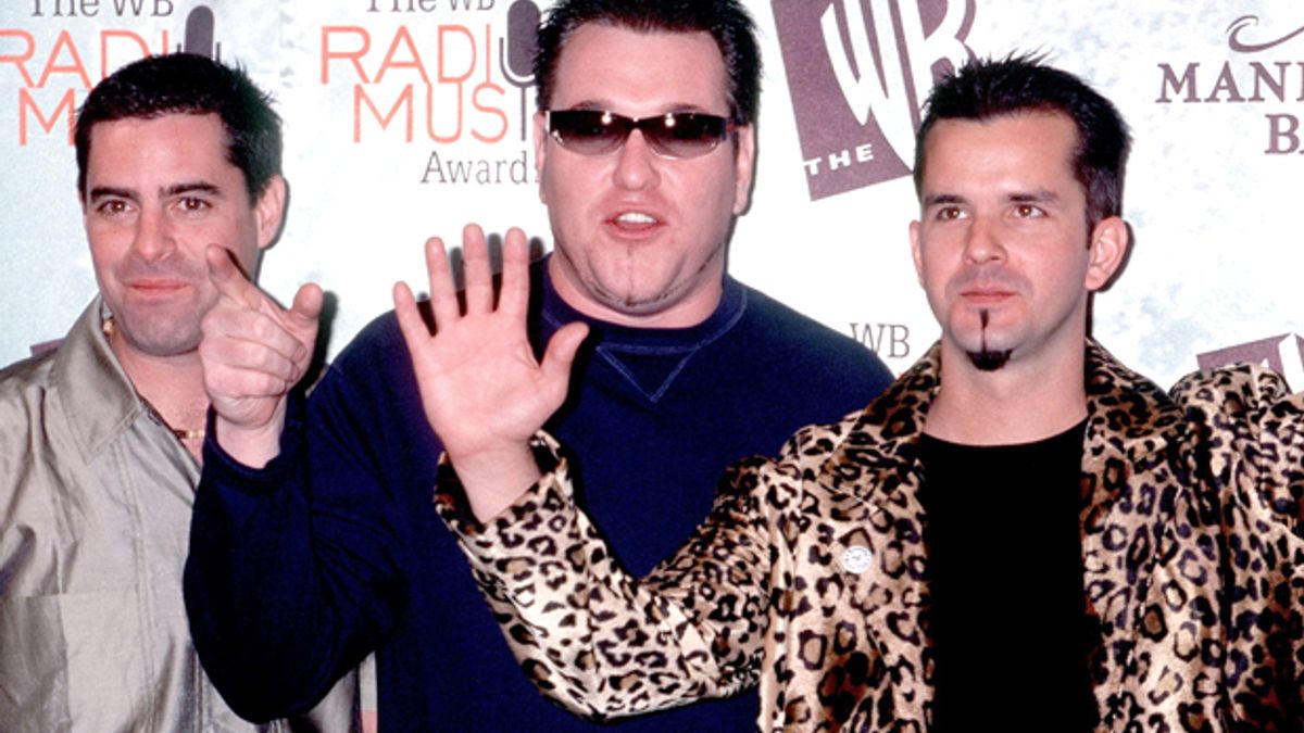 The Lead Singer From Smash Mouth Has Been Through A LOT Since All Star,  And It Isn't Pretty