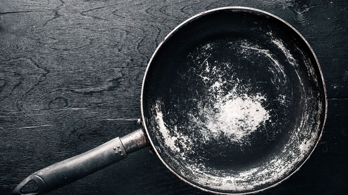 Can Cooking With Nonstick Cookware Increase Your Cancer Risk?