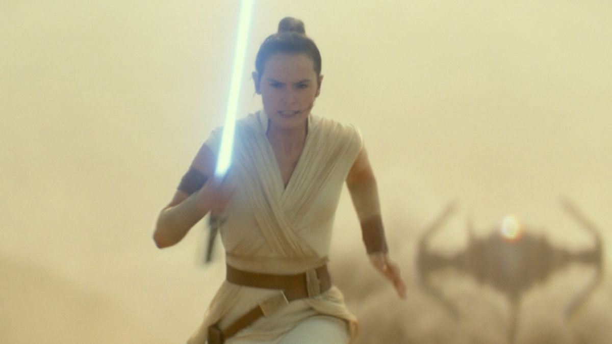 The new trailer for Star Wars: The Rise of Skywalker raises questions of  Rey's identity