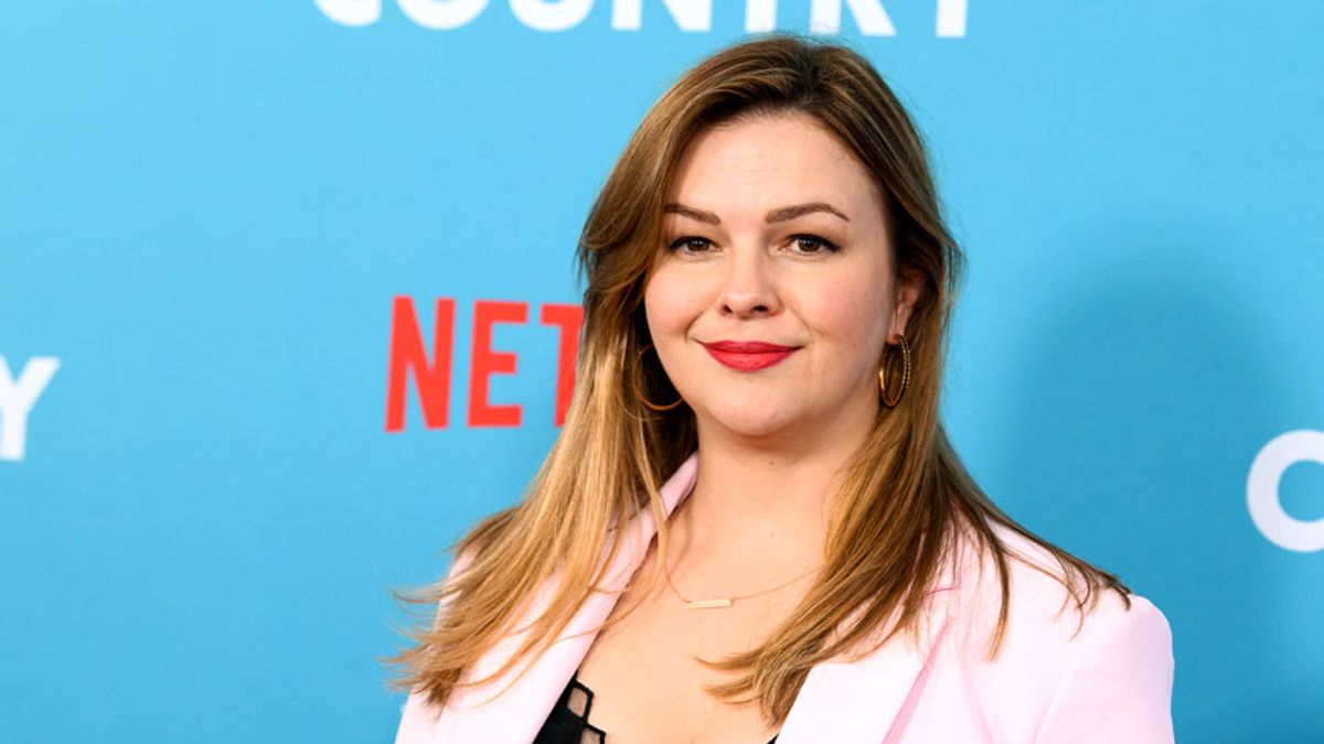 Amber Tamblyn Shares New Mom Breastfeeding Photo | Time