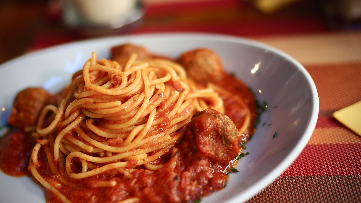 How to make the best Italian-American spaghetti and meatballs dinner |  