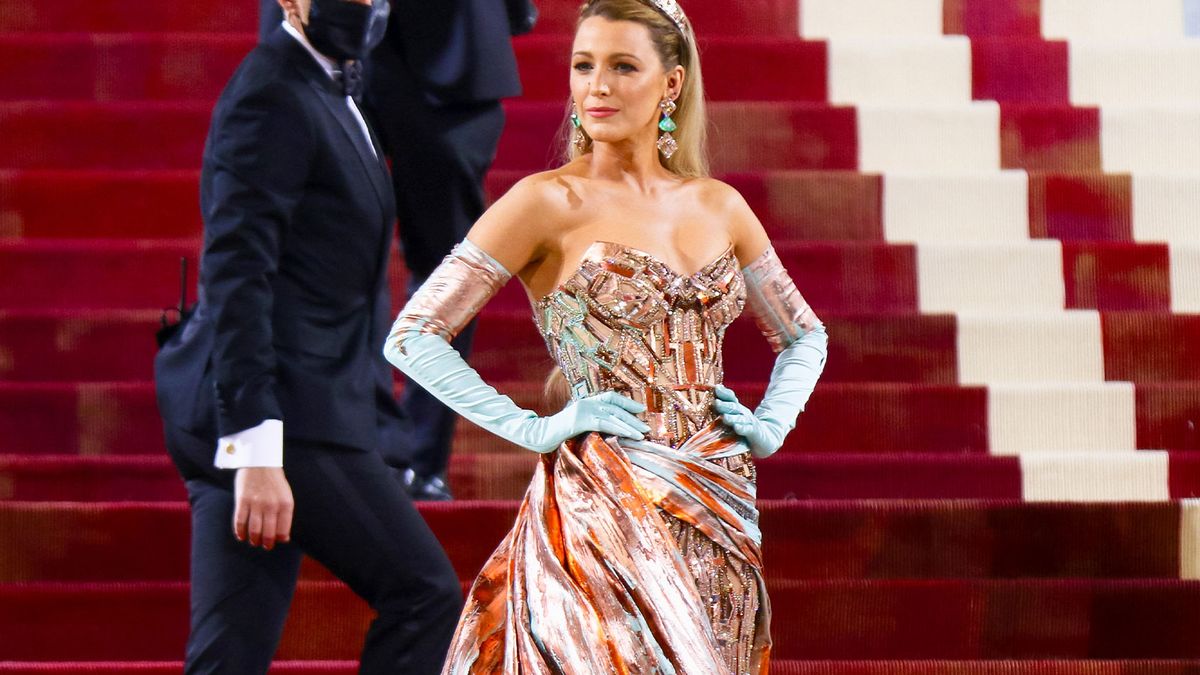 6 Met Gala attendees who made political fashion statements, from Hillary  Clinton to Blake Lively