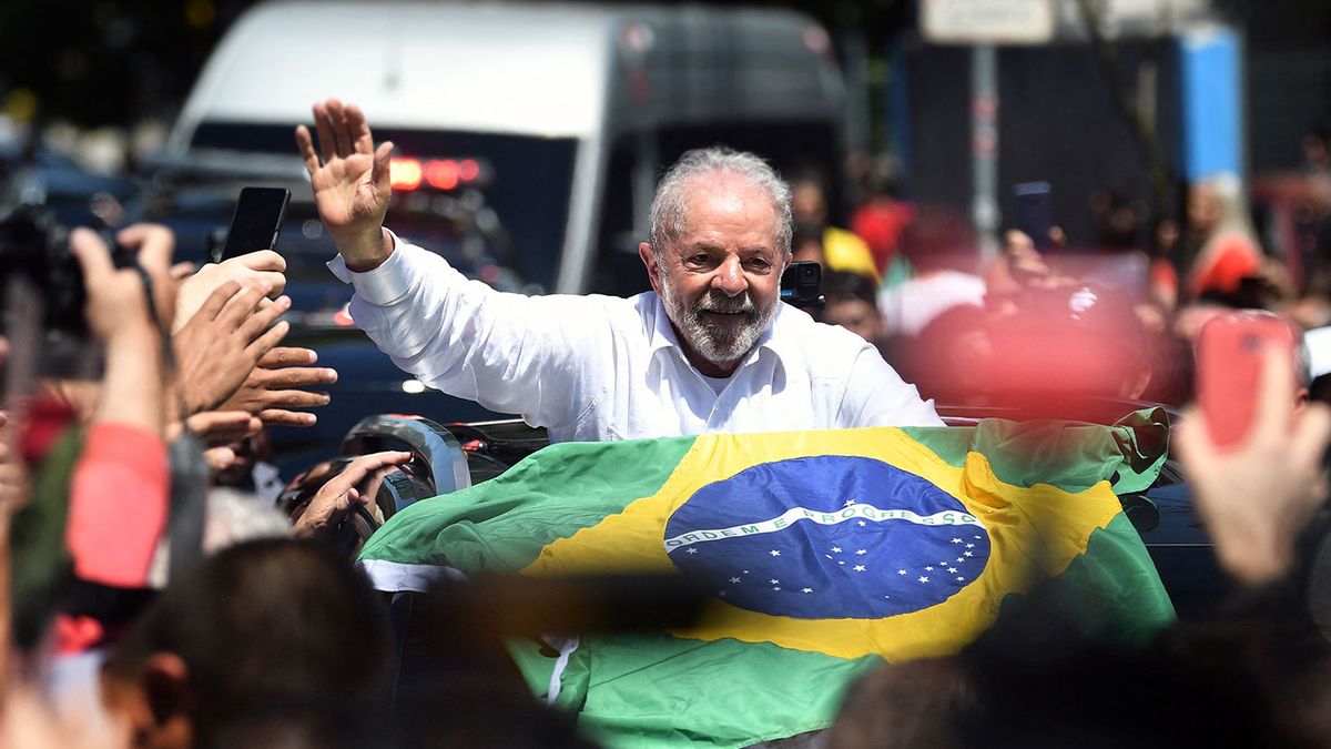 Brazilian Citizens March Against Baseless Lula Sentence, News