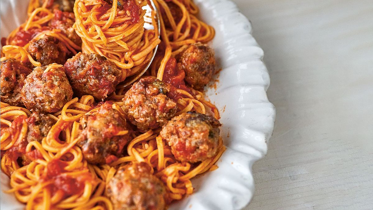 https://mediaproxy.salon.com/width/1200/height/675/https://media.salon.com/2023/06/chitarra_with_slow-cooked_tomato_sauce_and_meatballs_01.jpg