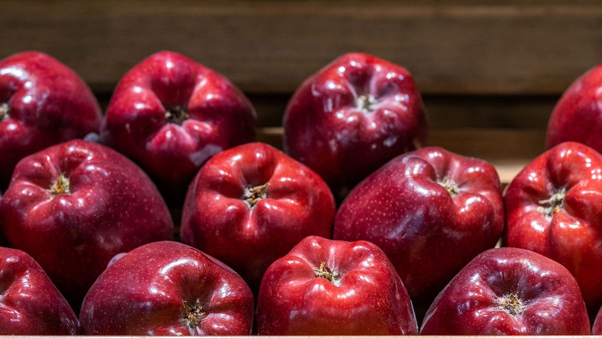 Why the Red Delicious Apple isn't actually delicious anymore