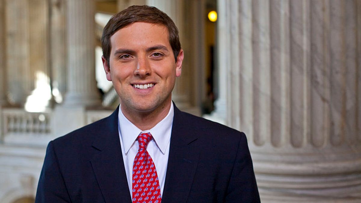 Hating Luke Russert: The juiciest tidbits from the story D.C. can't stop talking about | Luke Russert Married