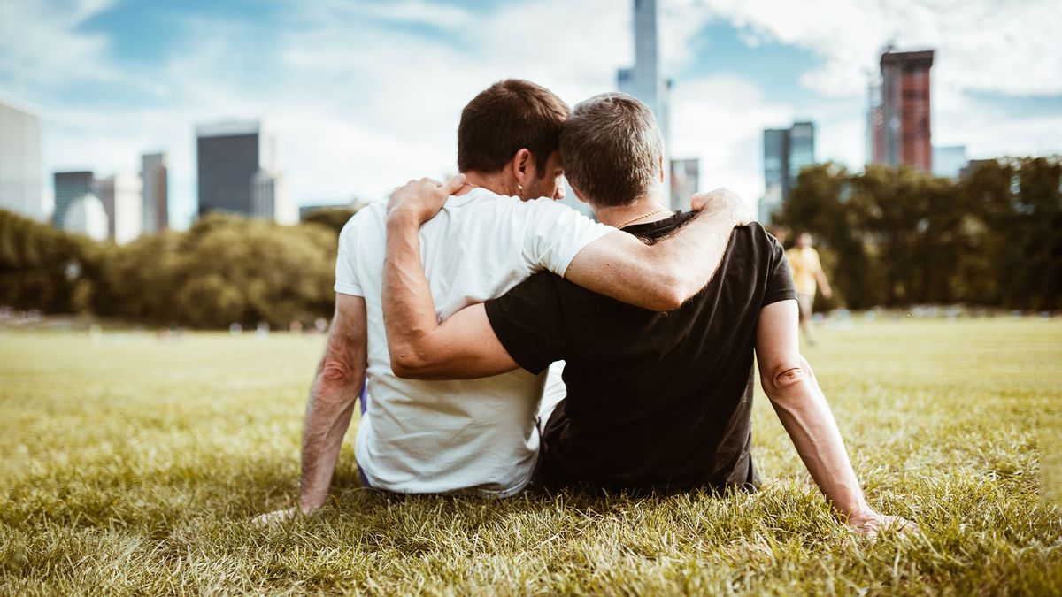 Same-sex couples cope with stress more collaboratively than straight  couples, according to new study | Salon.com