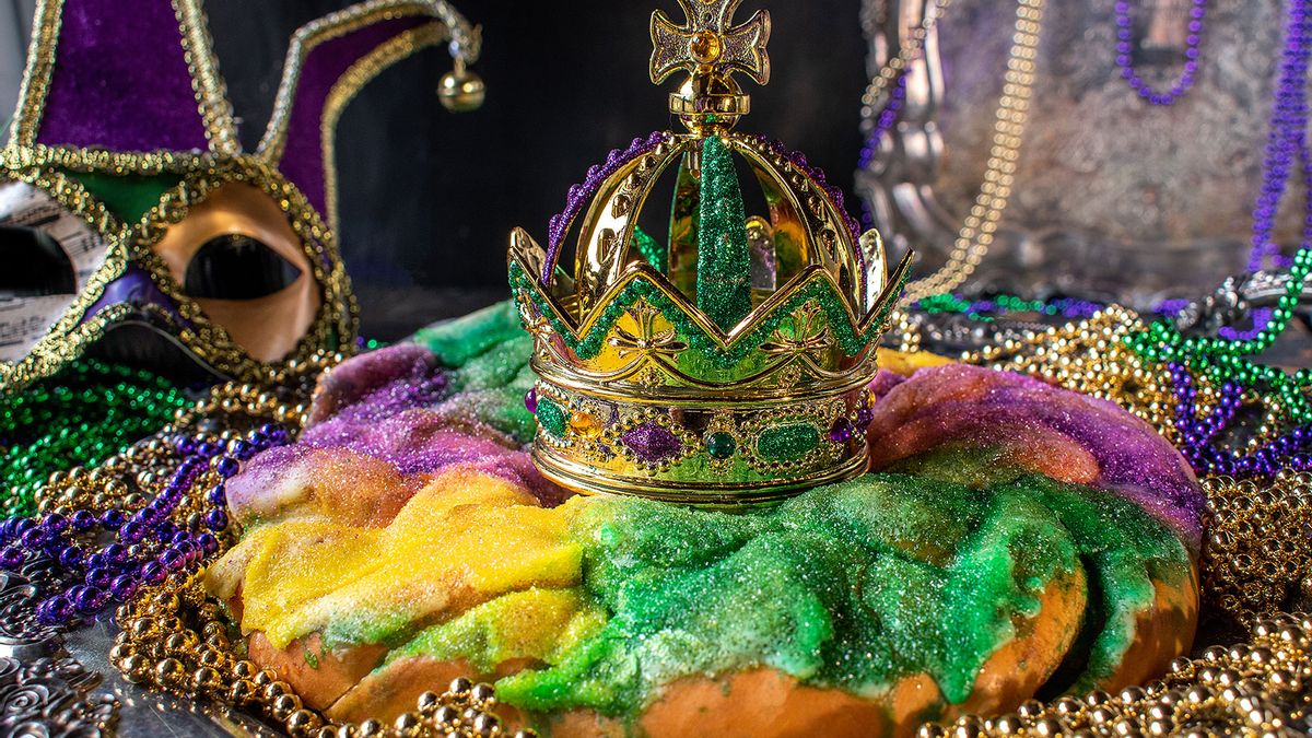 The Destructive Life of a Mardi Gras Bead