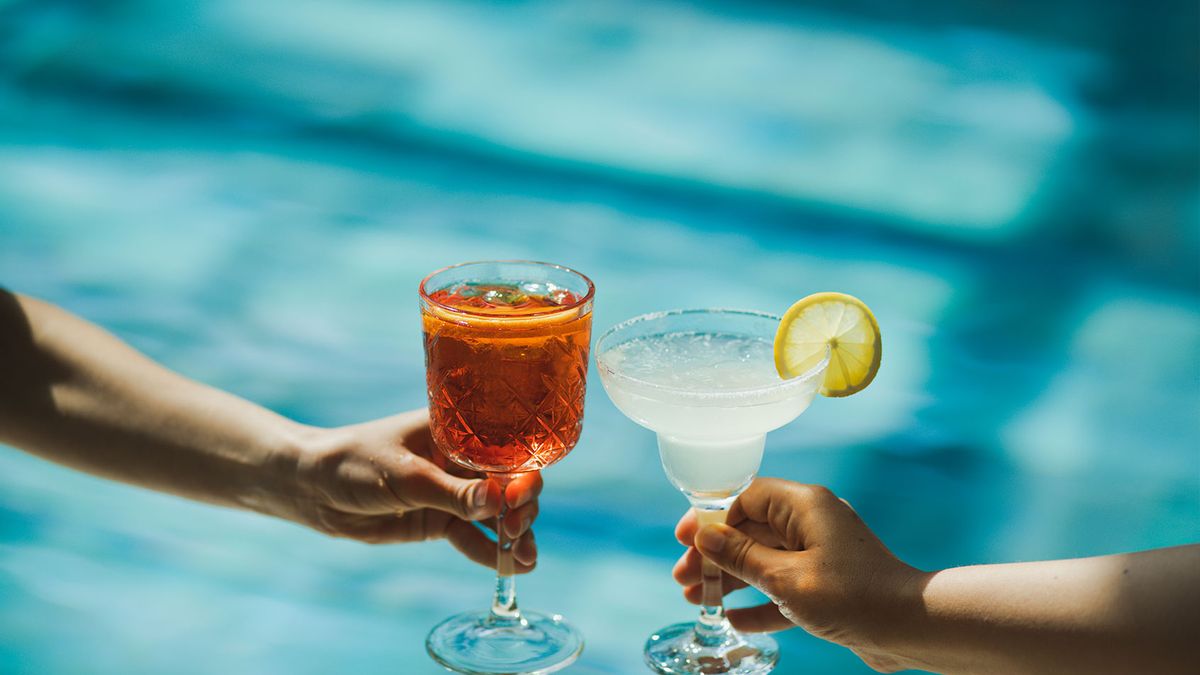 Prepare for warm weather with 11 new bubbly beverages from ALDI s