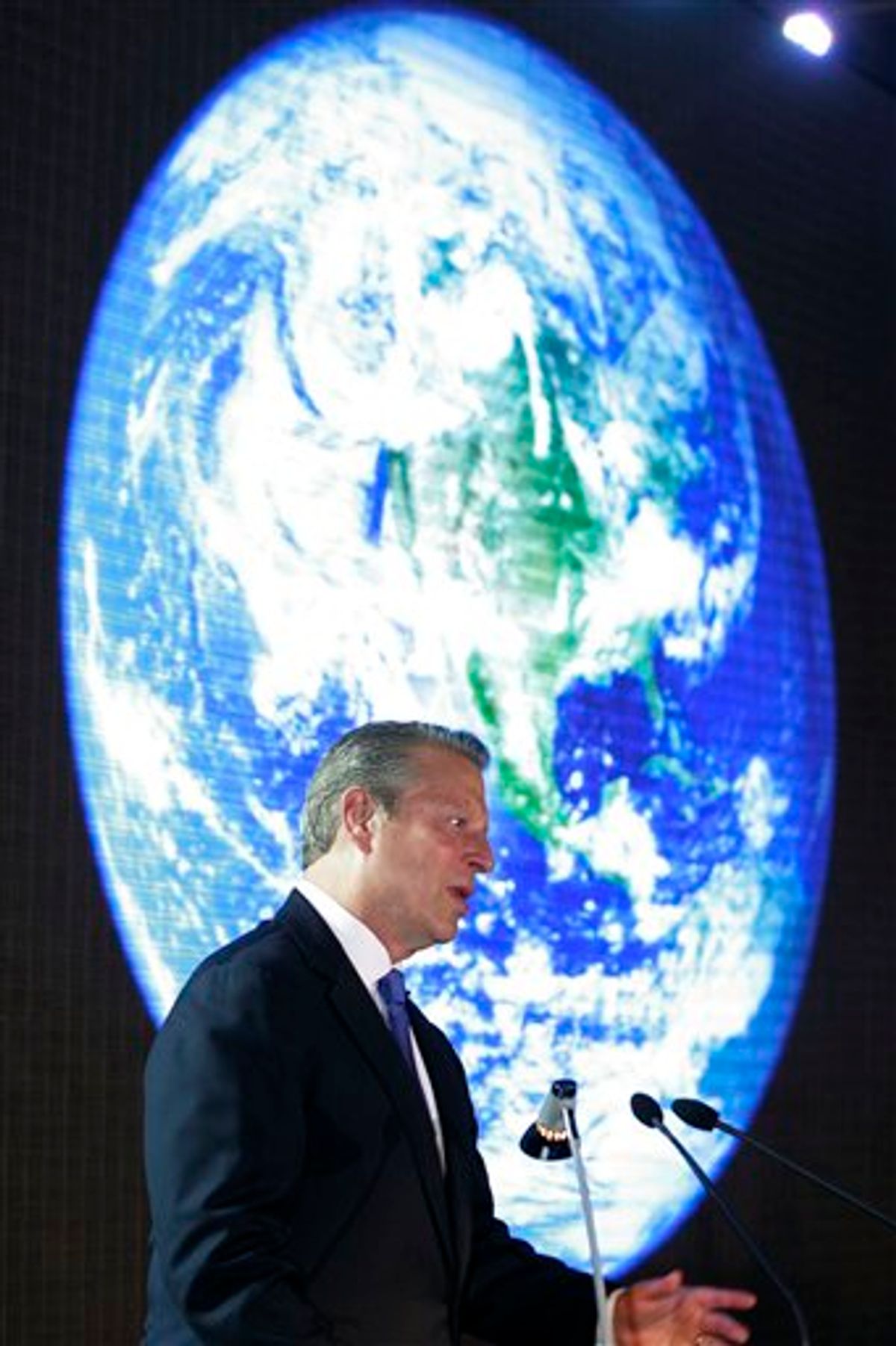 Former U.S. Vice President and environmentalist Al Gore talks about climate change in Manila, Philippines on Tuesday, June 8, 2010. Gore presented his updated Asian version of "An Inconvenient Truth" to his mostly Filipino audience. (AP Photo/Aaron Favila) (AP)