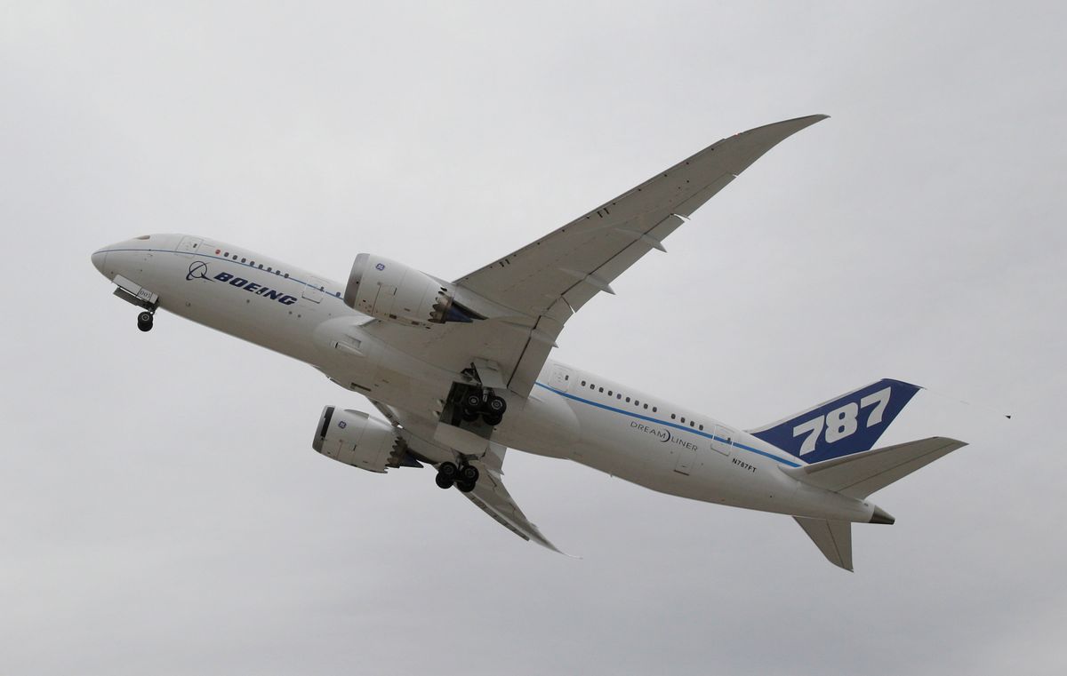 Boeings' new 787 Dreamliner sits on a tarma at a Continental Airlines hangar Thursday, Feb. 3, 2011, in Houston. The plane is one of seven test models before the first commercial planes are delivered in late 2011. (AP Photo/Pat Sullivan)  (Pat Sullivan)