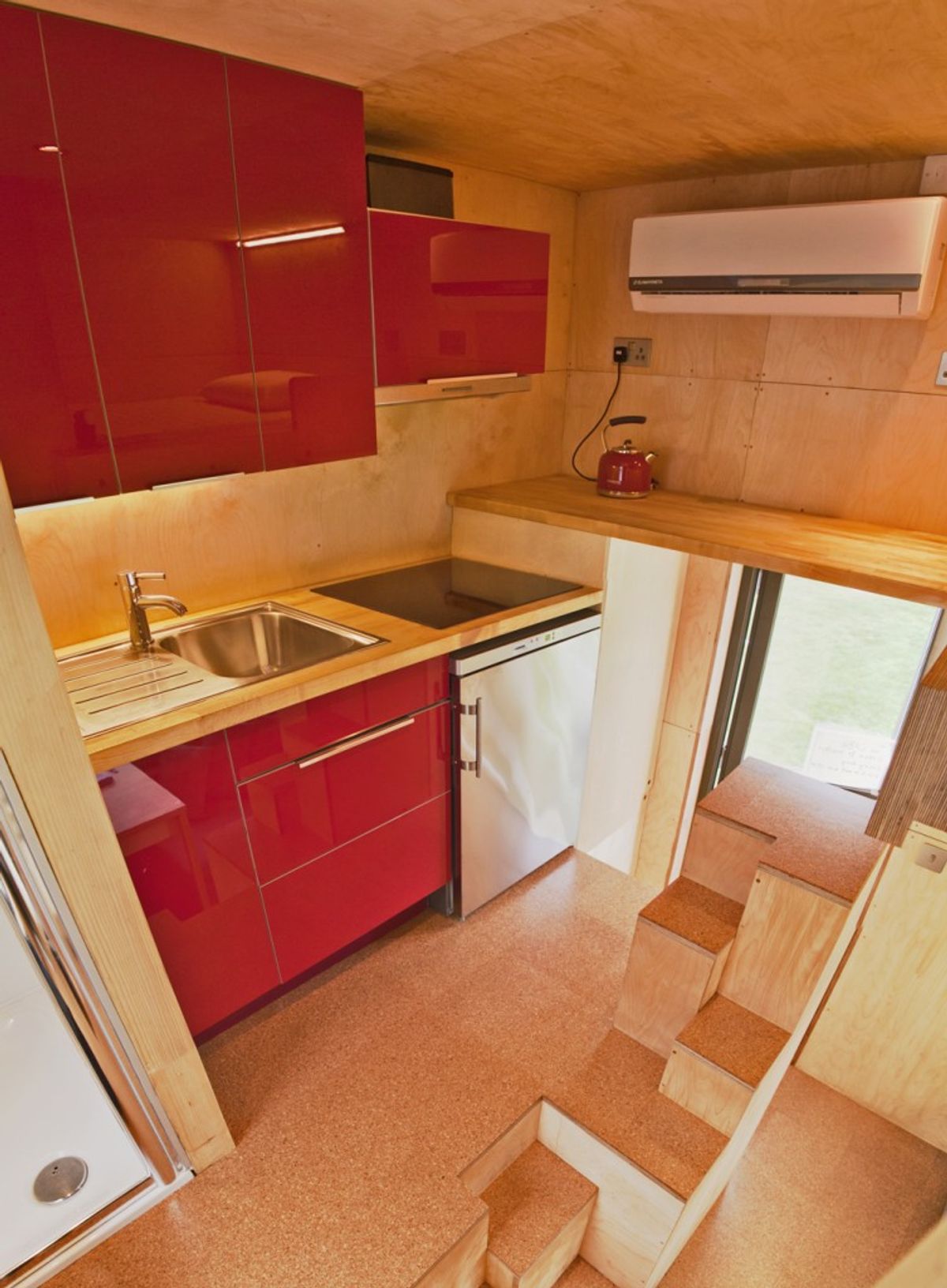 CUBE : Kitchen - Wardrobe - Living