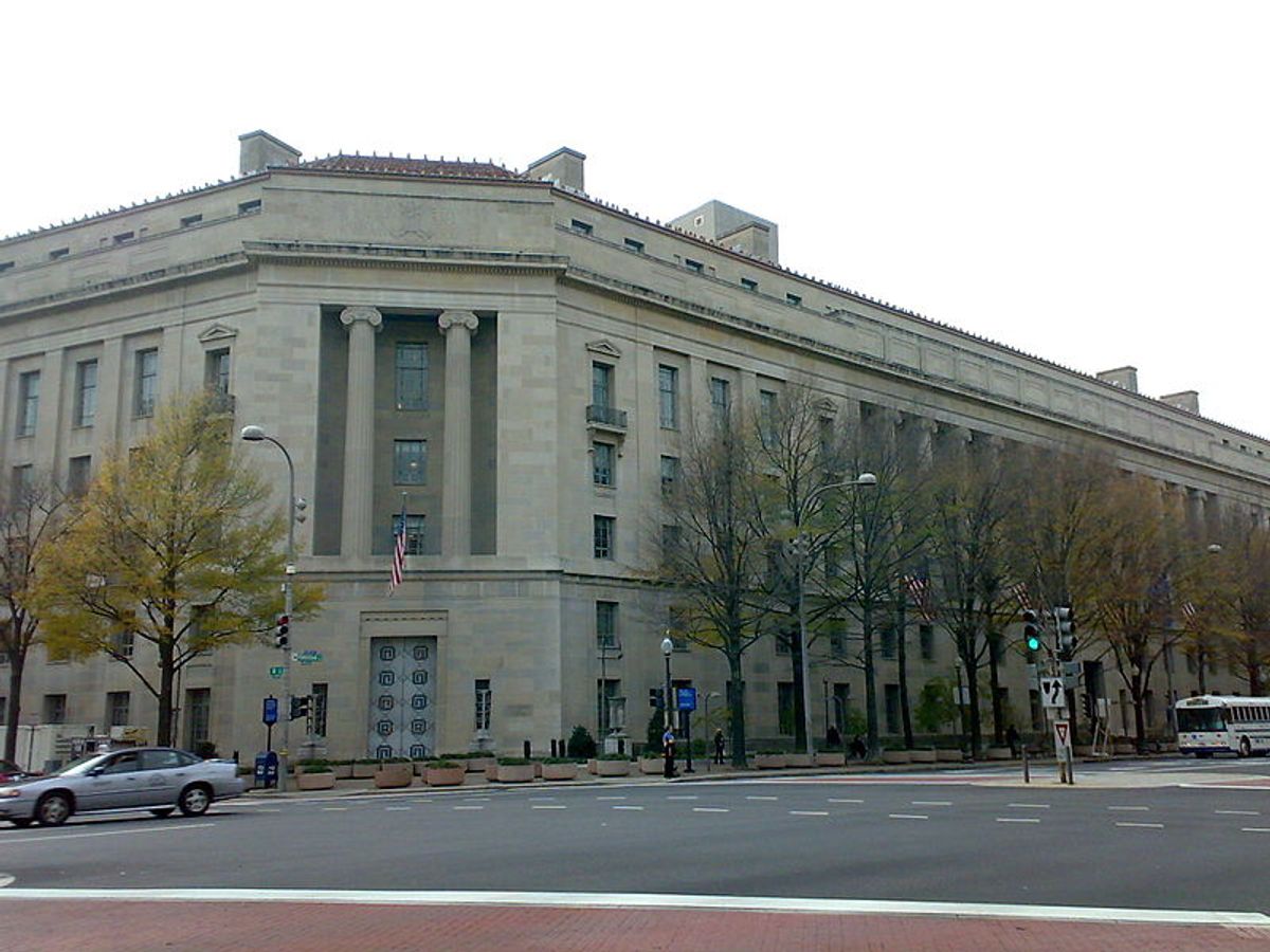  The US Department of Justice, Washington D.C.  (Wikimedia)