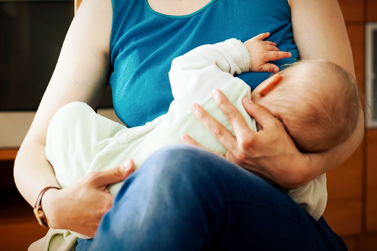 Breast-feeding mom slapped with court order at jury duty | Salon.com