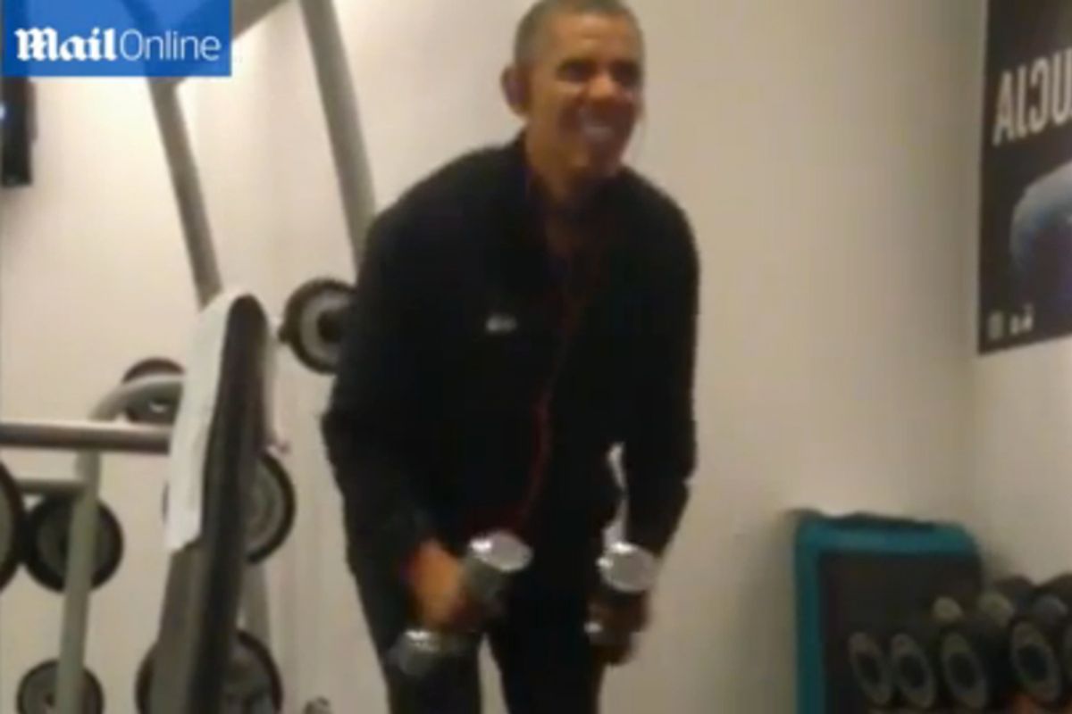 Barack Obama's Paparazzi Weight-lifting Video Is The Right Kind Of ...