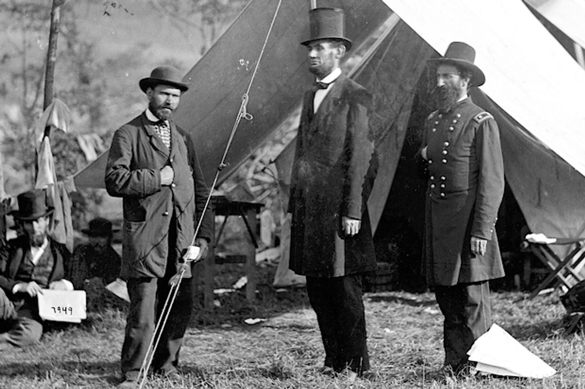 Allan Pinkerton, Abraham Lincoln, center, and Maj. Gen. John A. McClernand in Antietam, Md., after the Battle of Antietam on Oct. 3, 1862.         (AP/Library Of Congress/Alexander Gardner)