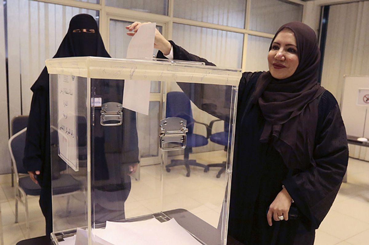 Saudi women vote at a polling center during the country's municipal elections in Riyadh, Saudi Arabia, Dec. 12, 2015.    (AP/Aya Batrawy)