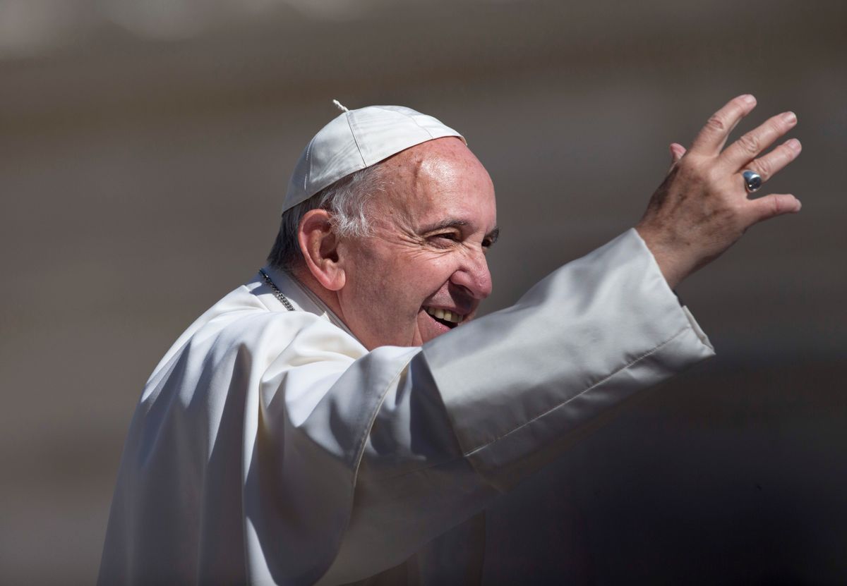 Pope Francis waves to the crowd as he arrives for his weekly general audience in St. Peter's Square at the Vatican, Wednesday, May 18, 2016. (AP Photo/Alessandra Tarantino) (AP)