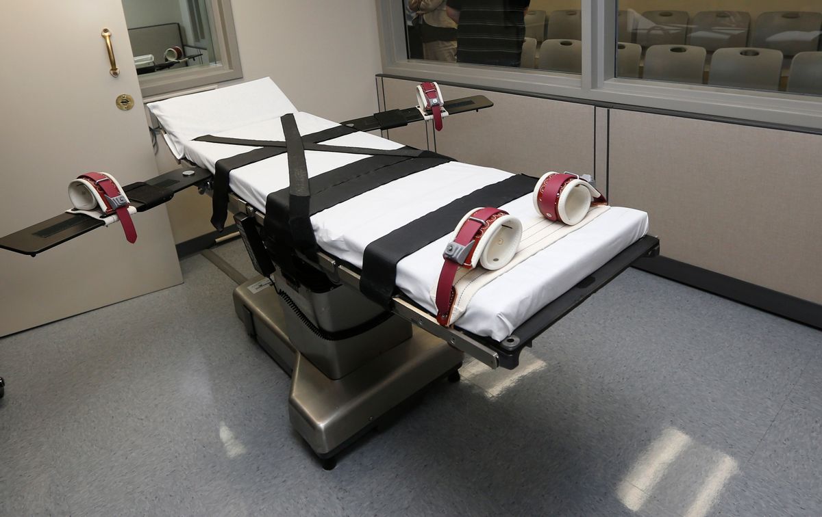 FILE - This Oct. 9, 2014, file photo shows the gurney in the the execution chamber at the Oklahoma State Penitentiary in McAlester, Okla. An Oklahoma grand jury investigating the states execution procedures said Thursday, May 19, 2016 that a top lawyer for Gov. Mary Fallin encouraged the use of the wrong lethal injection drug in an execution that was later called off. (AP Photo/Sue Ogrocki, File) (AP)