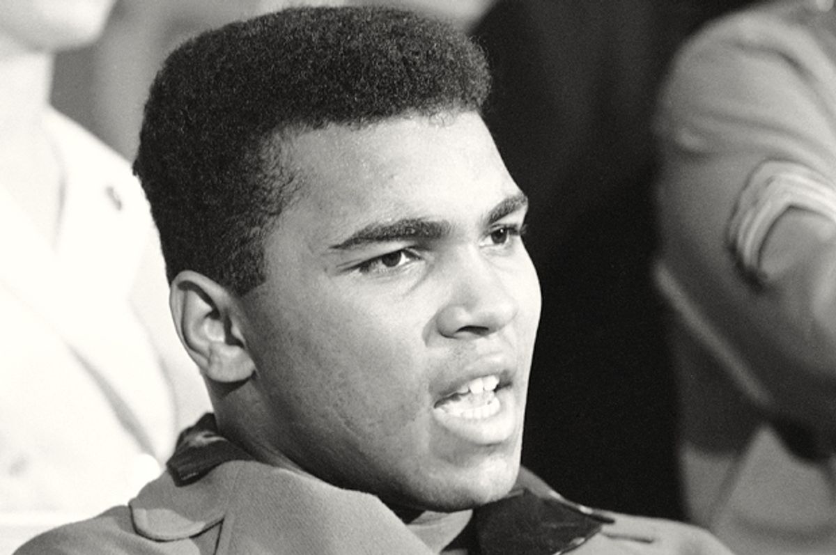 Muhammad Ali   (AP)