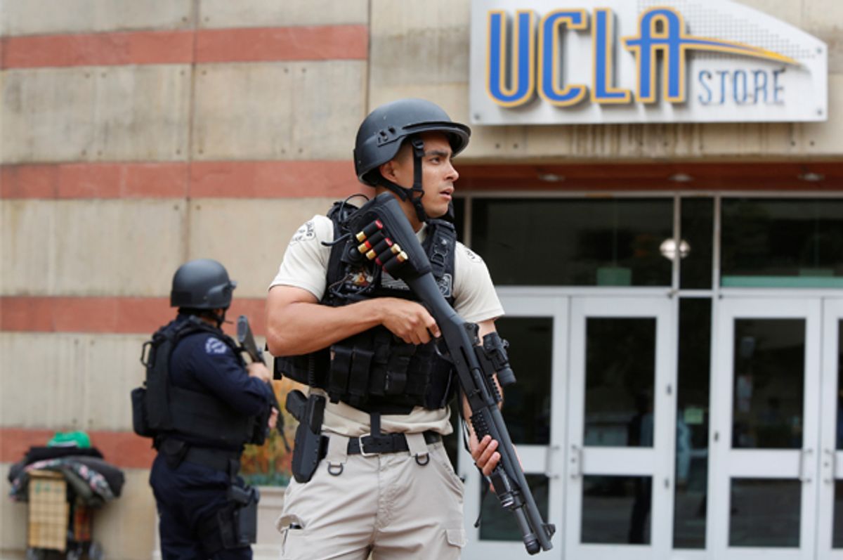 A Los Angeles Metro Police officer at the UCLA campus, June 1, 2016.   (Reuters/Patrick T. Fallon)