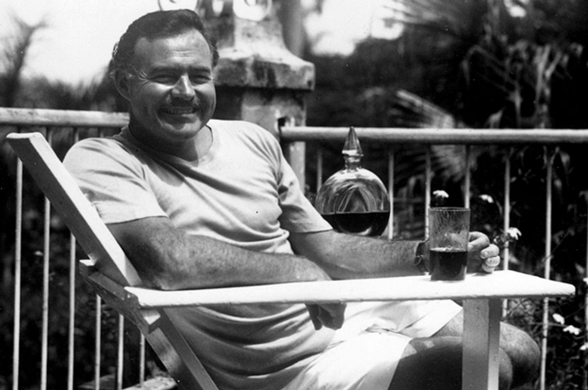 Ernest Hemingway   (Wikimedia)