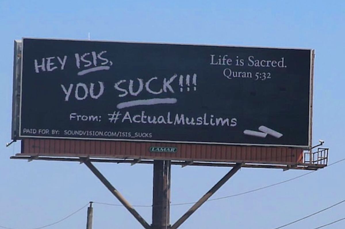 A billboard from the Sound Vision Foundation's "ISIS Sucks" campaign, in Chicago, Illinois  (Sound Vision Foundation)