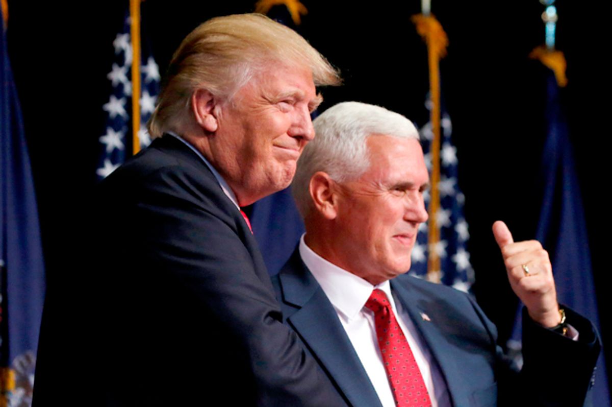 Donald Trump, Mike Pence   (Reuters/Carlo Allegri)