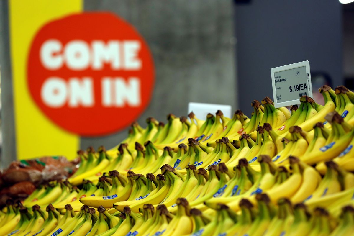 The price of bananas is displayed on a digital price tag at a 365 by Whole Foods Market grocery store ahead of its opening day in Los Angeles, U.S., May 24, 2016. REUTERS/Mario Anzuoni/File Photo - RTX2KM4W (Reuters)