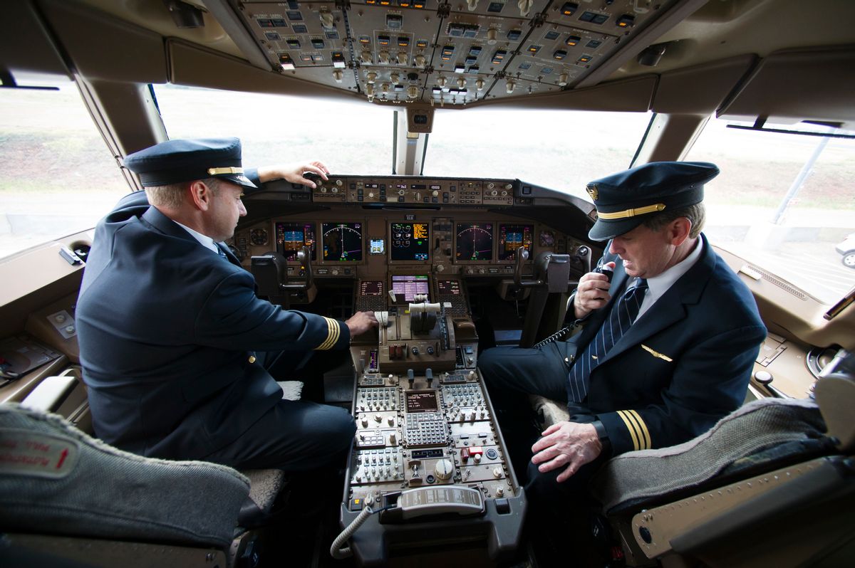 pilots-sleeping-in-the-cockpit-could-improve-airline-safety-salon