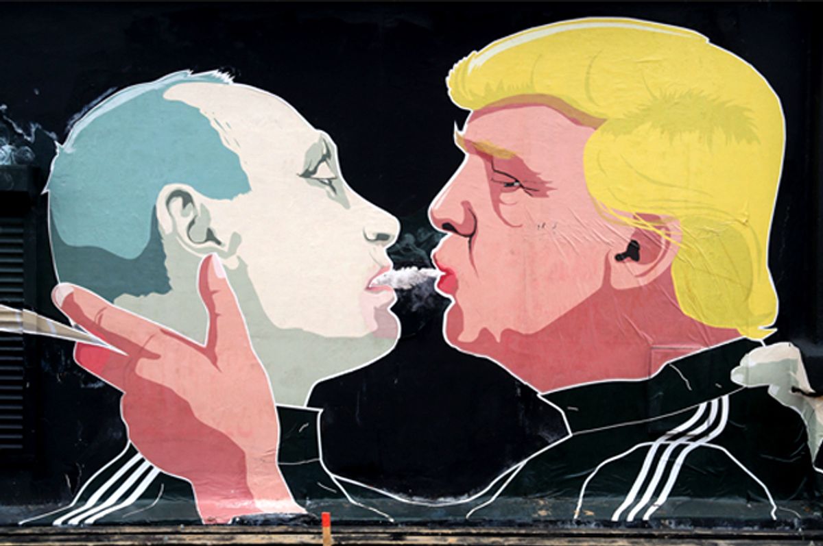 Mural Depicts Donald Trump And Vladimir Putin in Lithuania   (Getty/Sean Gallup)