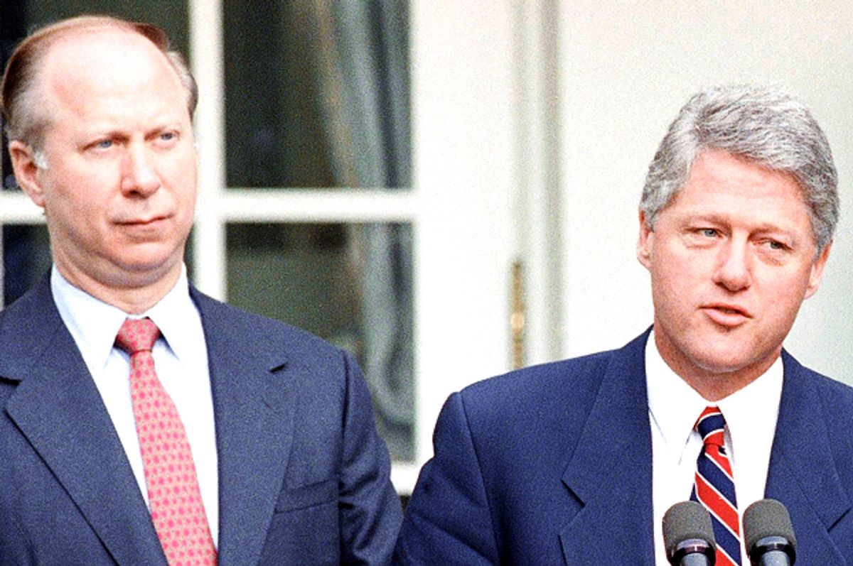 David Gergen; Bill Clinton   (AP/Joe Marquette)