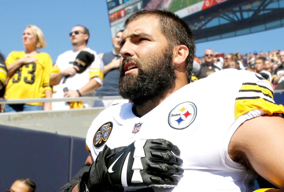 Pittsburgh Steelers offensive tackle and former Army Ranger Alejandro Villanueva (AP/Nam Y. Huh)