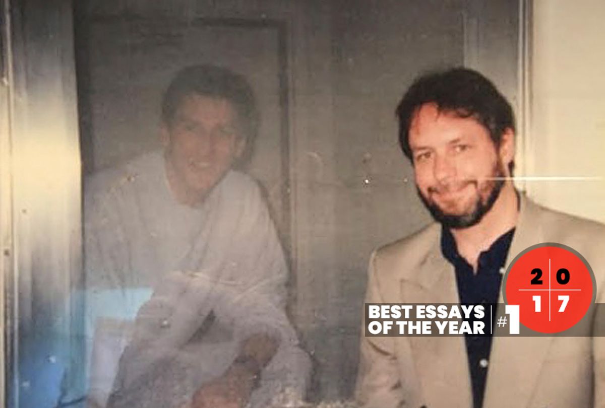The author's father, Randall Coyne, visiting Timothy McVeigh at the Denver courthouse during the trial. (Courtesy of the author)