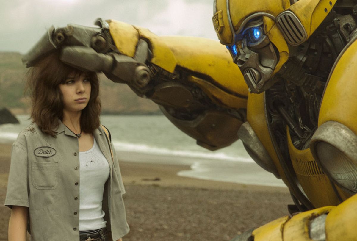Hailee Steinfeld as Charlie and Bumblebee in "Bumblebee" (Paramount Pictures)