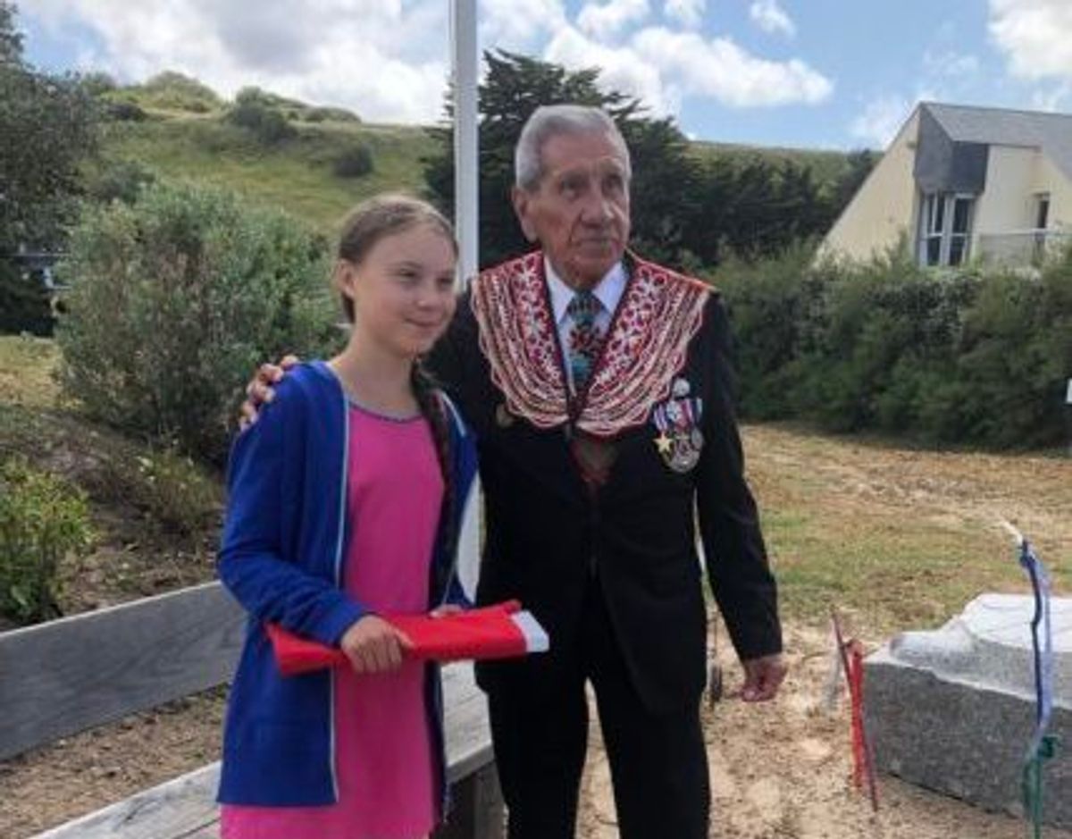 Greta Thunberg and Charles Norman Shay in Caen, France, on July 21. (Twitter)