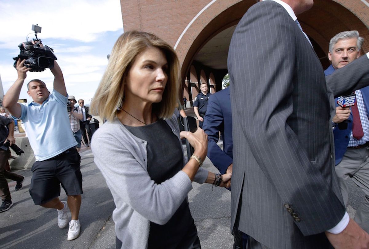 Lori Loughlin (AP)
