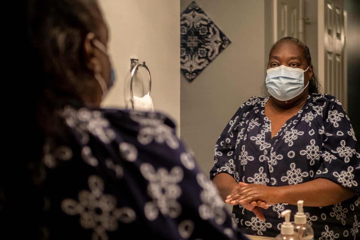 Traci Evans-Simmons has been on dialysis for three years and waiting for a kidney transplant since early 2019. She is considering getting a kidney transplant from a hepatitis C-positive donor. (Larry C. Price)